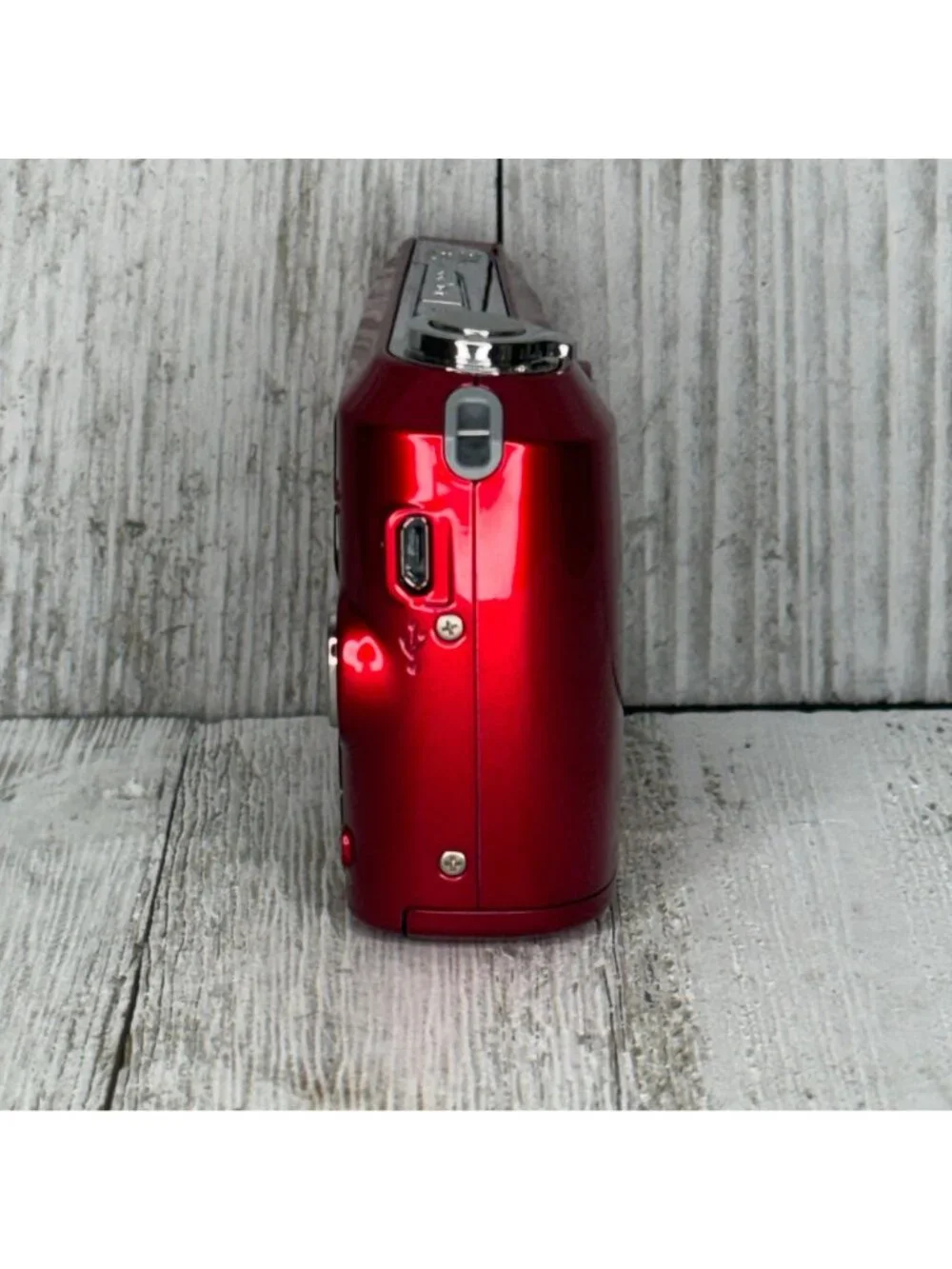 Vintage Kodak EasyShare C1530 Red 14MP Digital Camera with 3x Optical Zoom